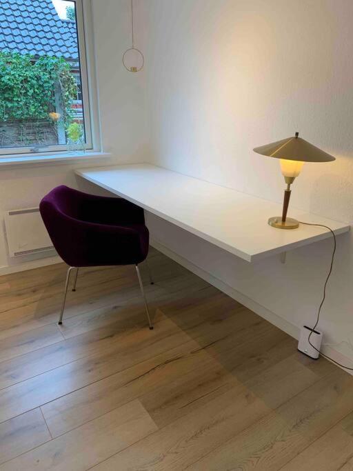 Huset Ved Soen Taet Pa Herning Og Mch Og Boxen 90 M2 Sunds Esterno foto