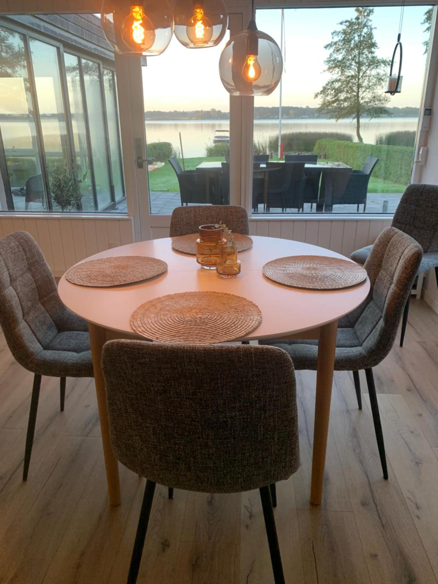 Huset Ved Soen Taet Pa Herning Og Mch Og Boxen 90 M2 Sunds Esterno foto
